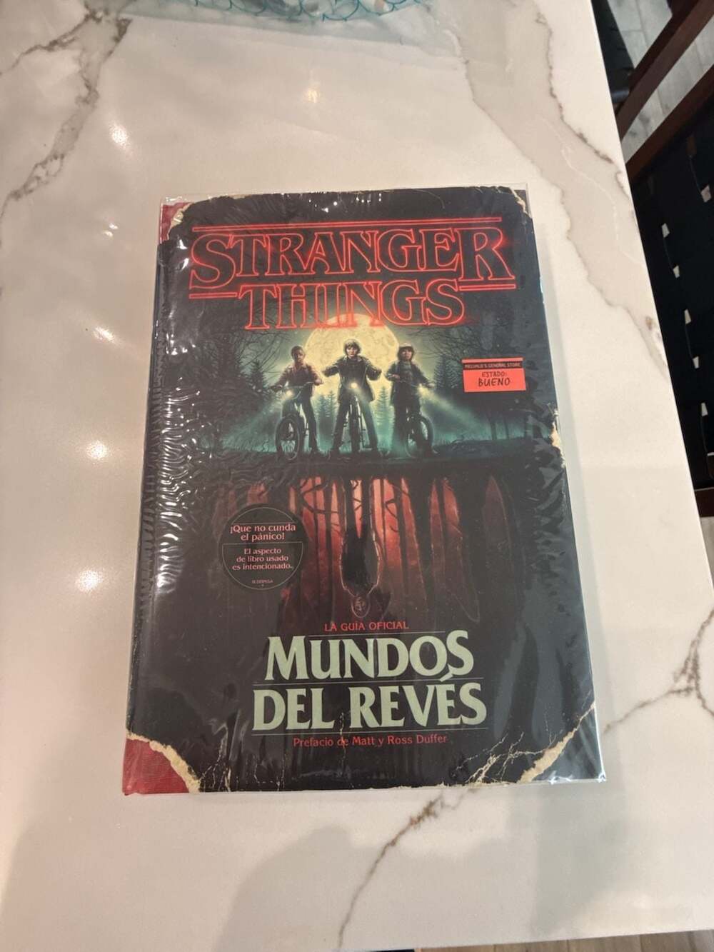 Stranger Things: Mundos del Revés (Spanish Edition)